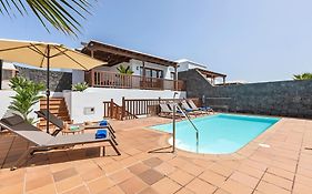 Villa Rosa By Villalia